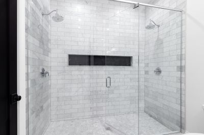 Stylish Shower Interiors